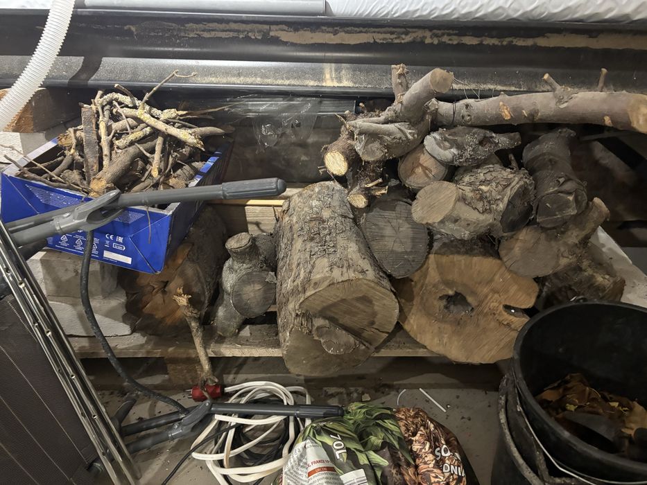 Oddam cegly i teoche drewna z wisni