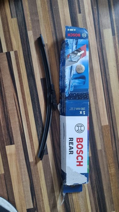 Wycieraczka samochodowa bosch