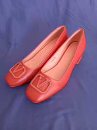 Sapato valentino para senhoras
