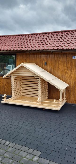 Szopka Bożonarodzeniowa stajenka Betlejem gont drewniany płotek