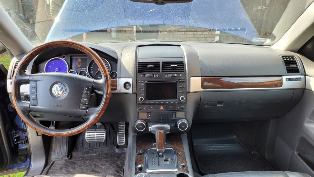 Volkswagen Touareg I benzyna/gaz 4.2 V8 32V 310Km 2004 r. (uszkodzony)
