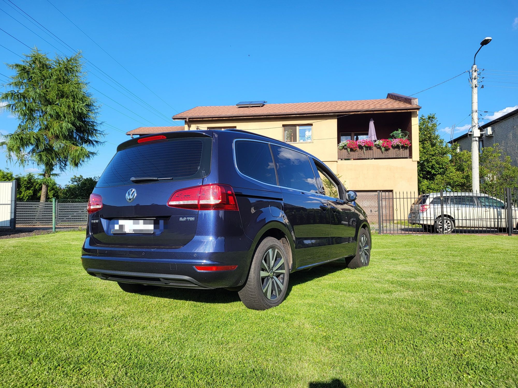 VW Sharan 2.0 TDI LIFT 7 osób