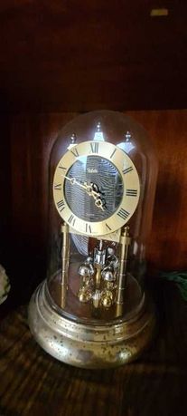 Relógio vintage usado
