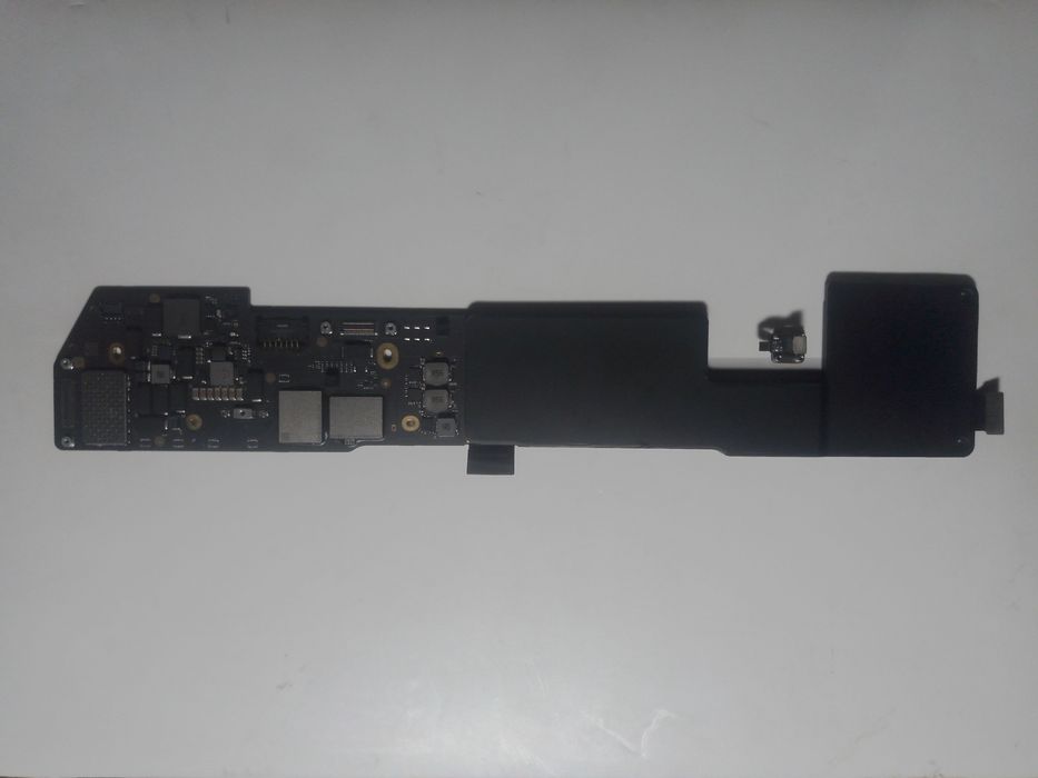 MacBook Air 2020 m1 (a2337)  материнка icloud