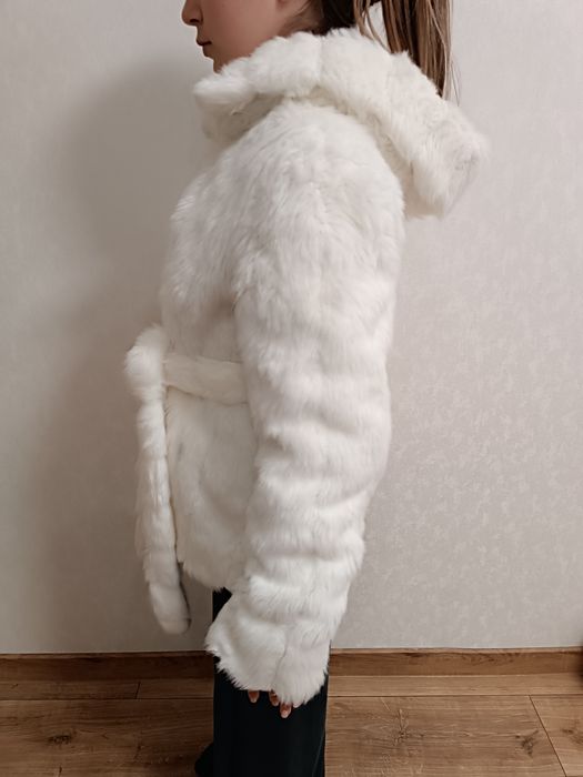 Шуба біла, штучна шубка