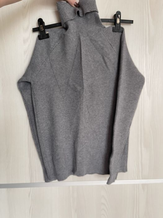 Вʼязаний костюм жіночий розмір S