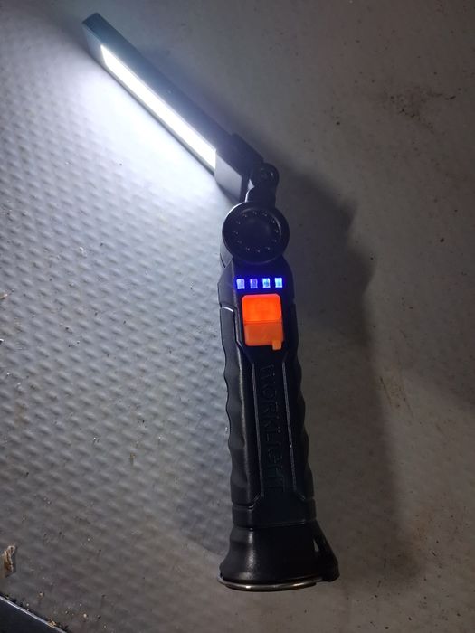 Lanterna led magnética