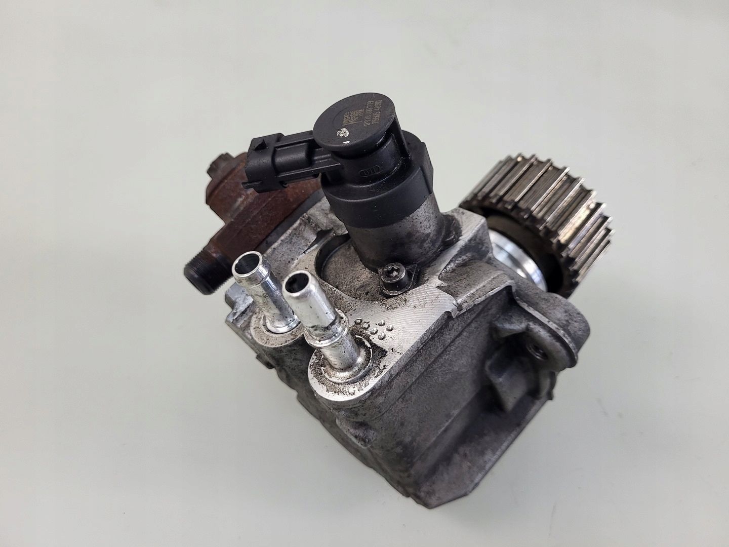 pompa wtryskowa paliwa 2.0 cdti b20dth OPEL INSIGNIA B 55494494