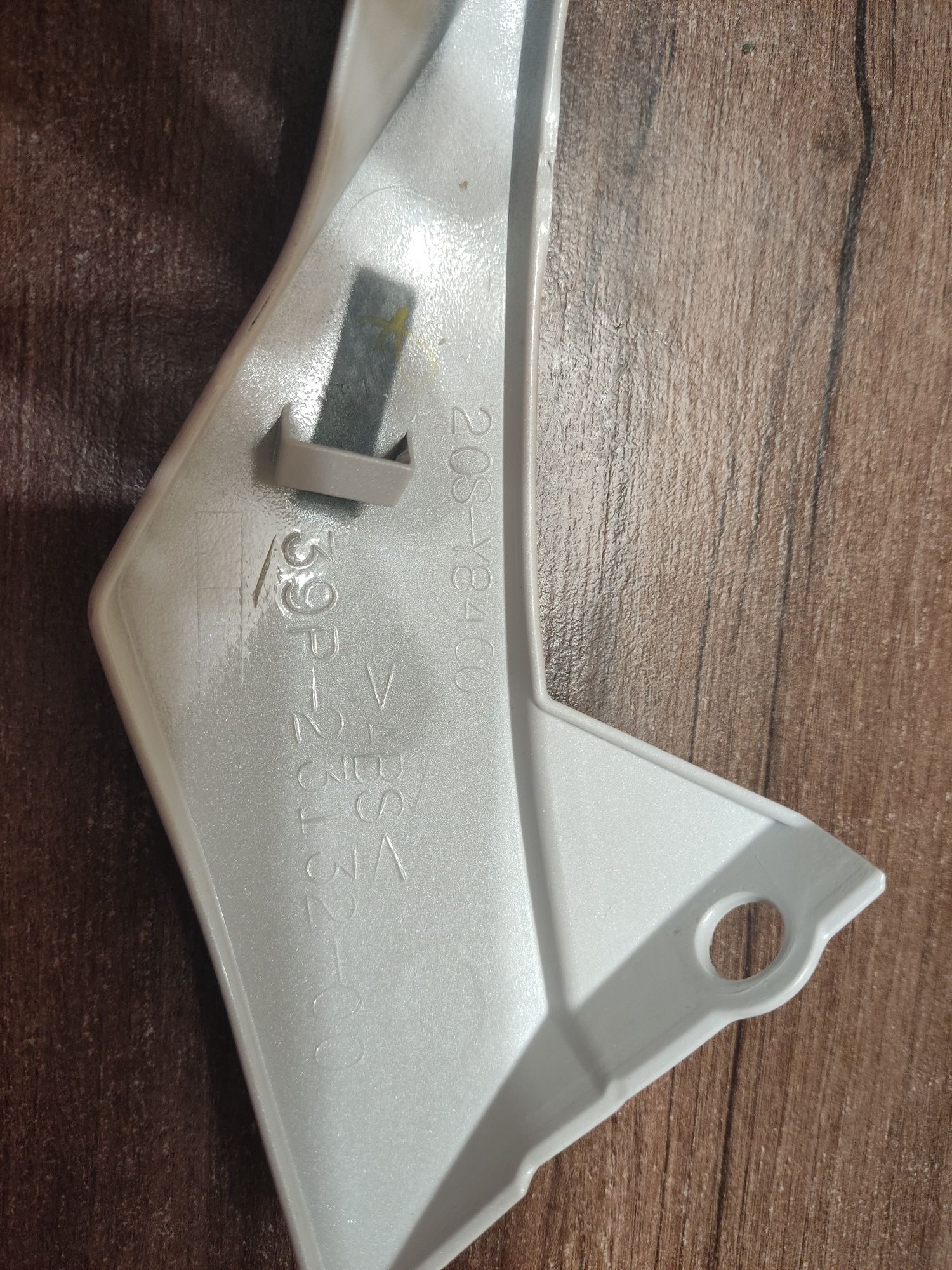 Пластик фары наружный Yamaha 39p-23132-00