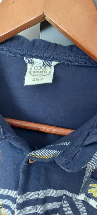 Koszula  z kapturem  ocieplana  r.146/152 Smyk