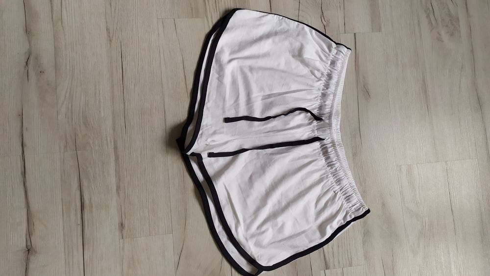 Primark spodenki damskie