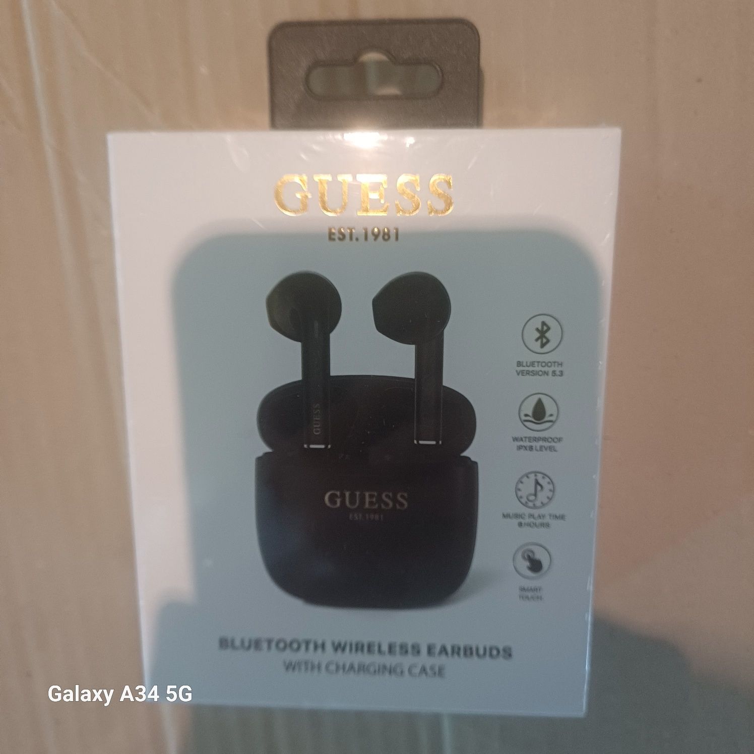 Безпровідні навушники Guess