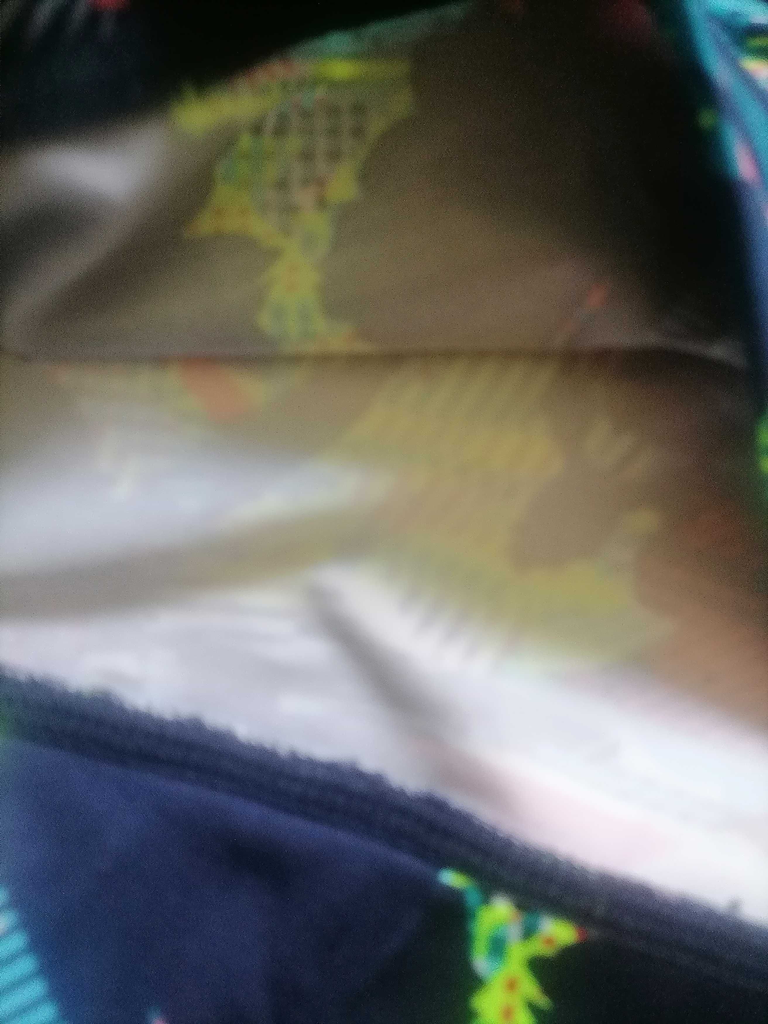 Sportowy top damski