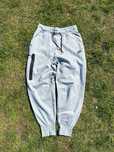 Spodnie dresowe Nike Tech Fleece grey szary swoosh jogger streetwear