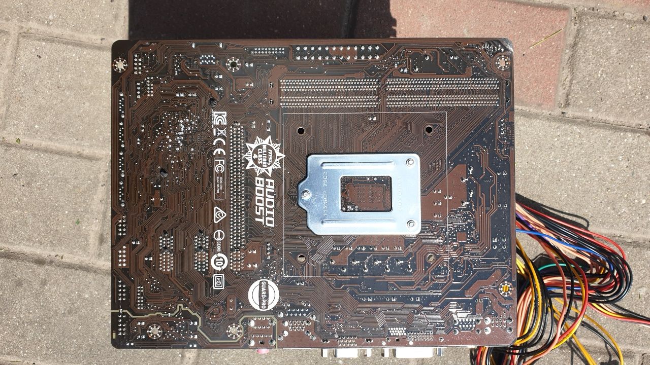 Płyta główna Micro ATX MSI H110M PRO-VD i zasilacz