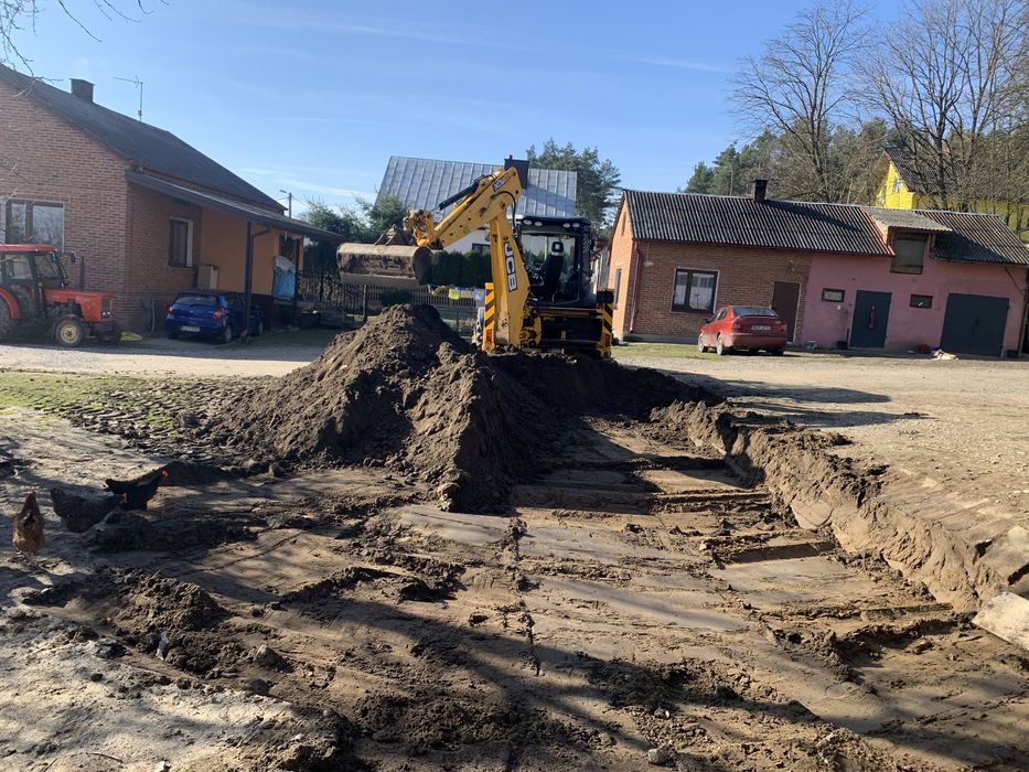 USŁUGI Koparko-Ładowarką/Uslugi wywrotką /Piach/Ziemia/Kruszywo