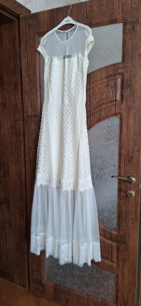 Біла сукня,плаття