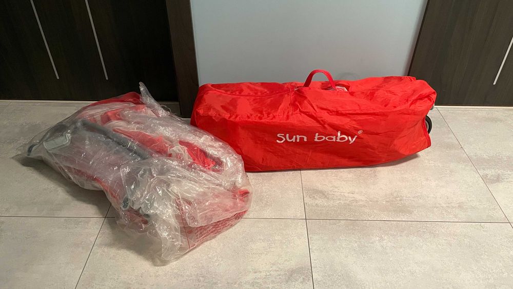 Łóżeczko dziecięce turystyczne składane Sun Baby z akcesoriami