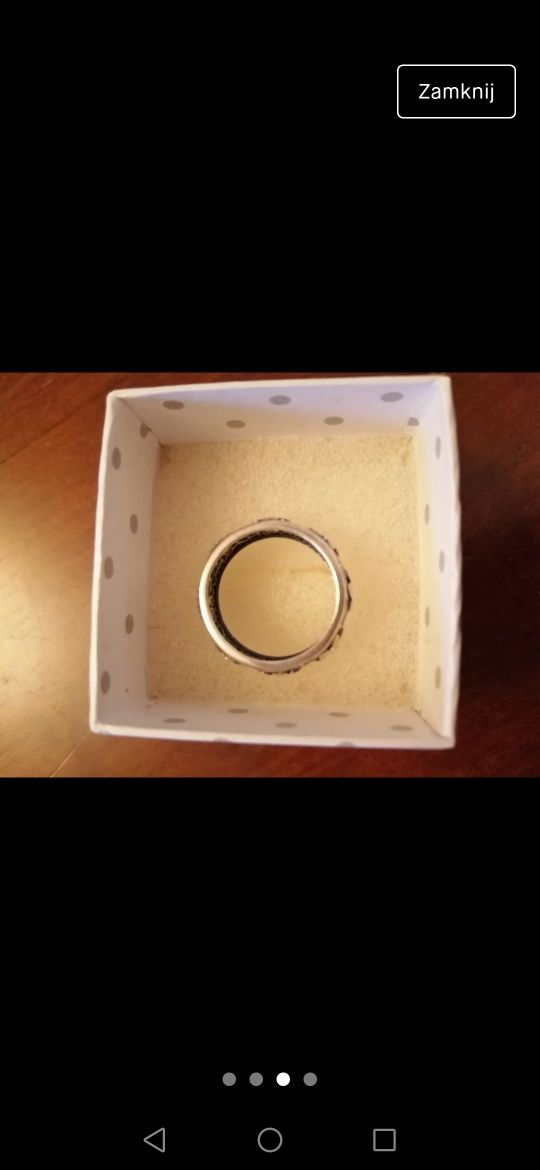 Ażurowy pierścionek obrączka