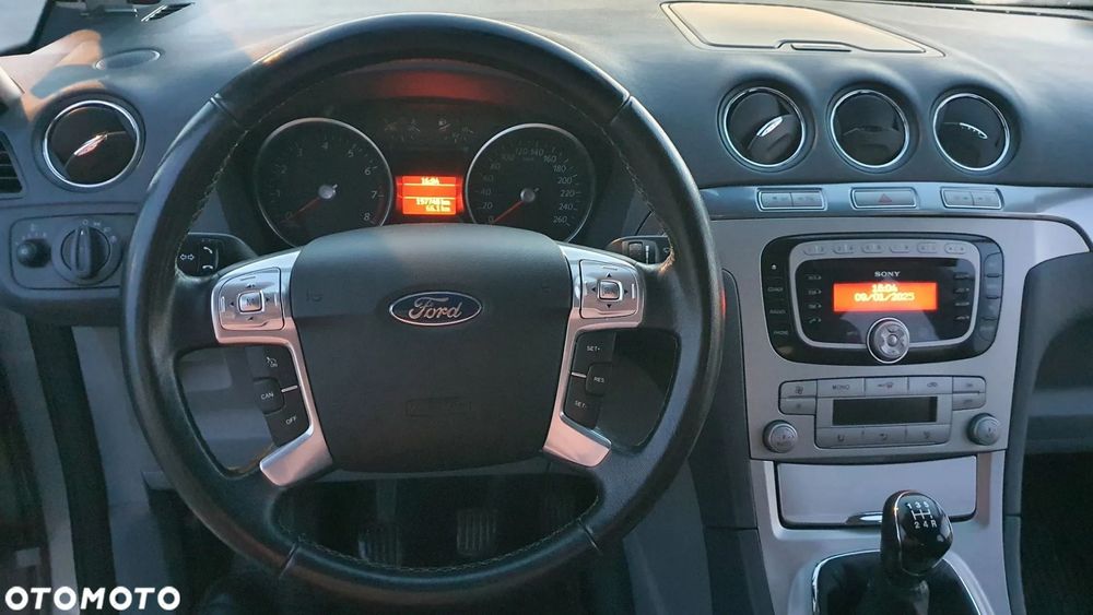 Ford s max 7 odobowy