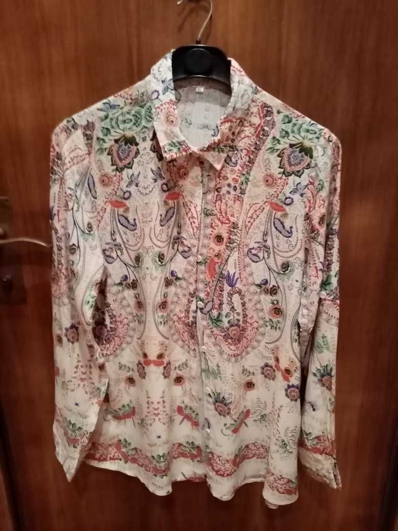 camisas novas, com motivos florais,tamanho XL