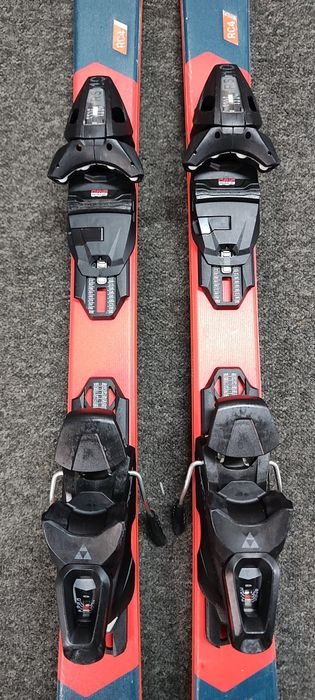 Narty Fischer RC4 CURV TI 157 cm + Fischer RS 10 2024r(1)
