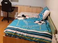 Cama de criança com gavetão colorida, com estrado e colchão (200 x 90)