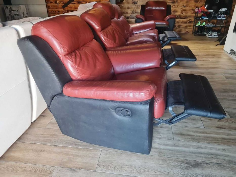 Шкіряний диван + 2 крісла з реклайнерами