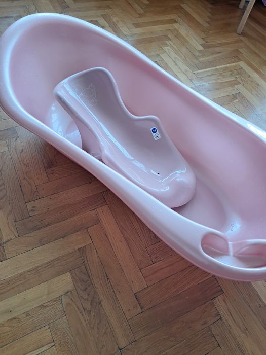 Дитяча ванночка з гіркою