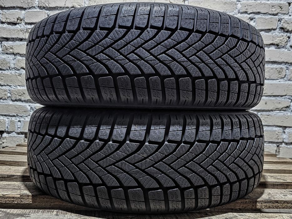 Зимова пара 205/60r16 Falken | 9.5mm | 2023 | Преміум шини/Стан нових