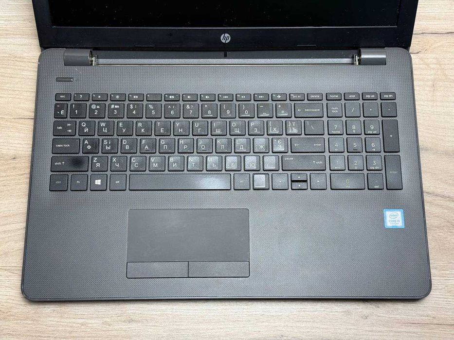 HP 250 G6 15,6/i5-7Gen/8/SSD180