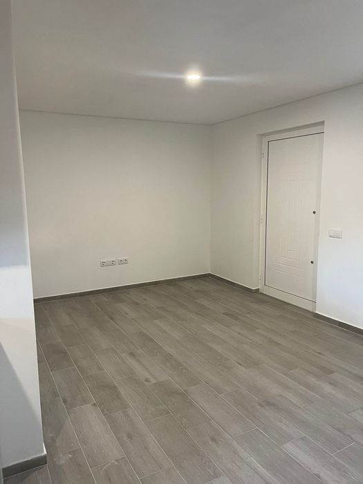 Arrendo andar moradia renovada