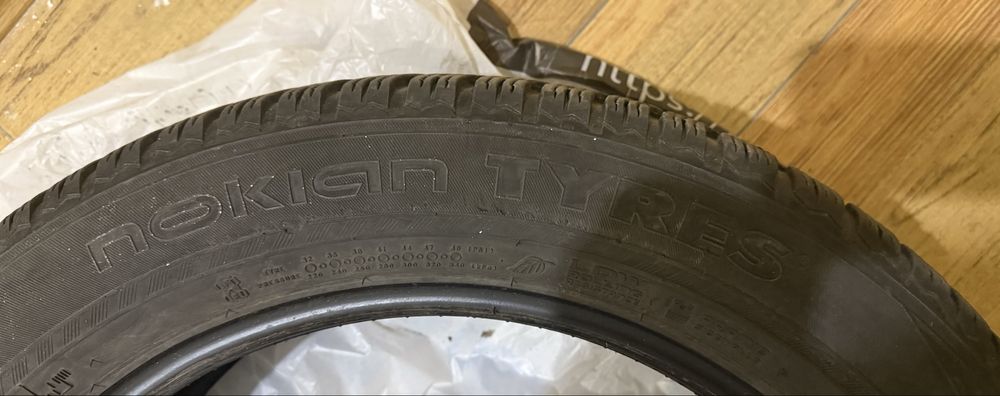 Продаються зимові шини Nokian Tyres 255/55/R19
