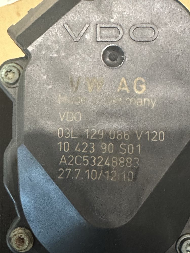 KOLEKTOR SSĄCY Passat B6 2.0 TDI  kod silnika CBAB