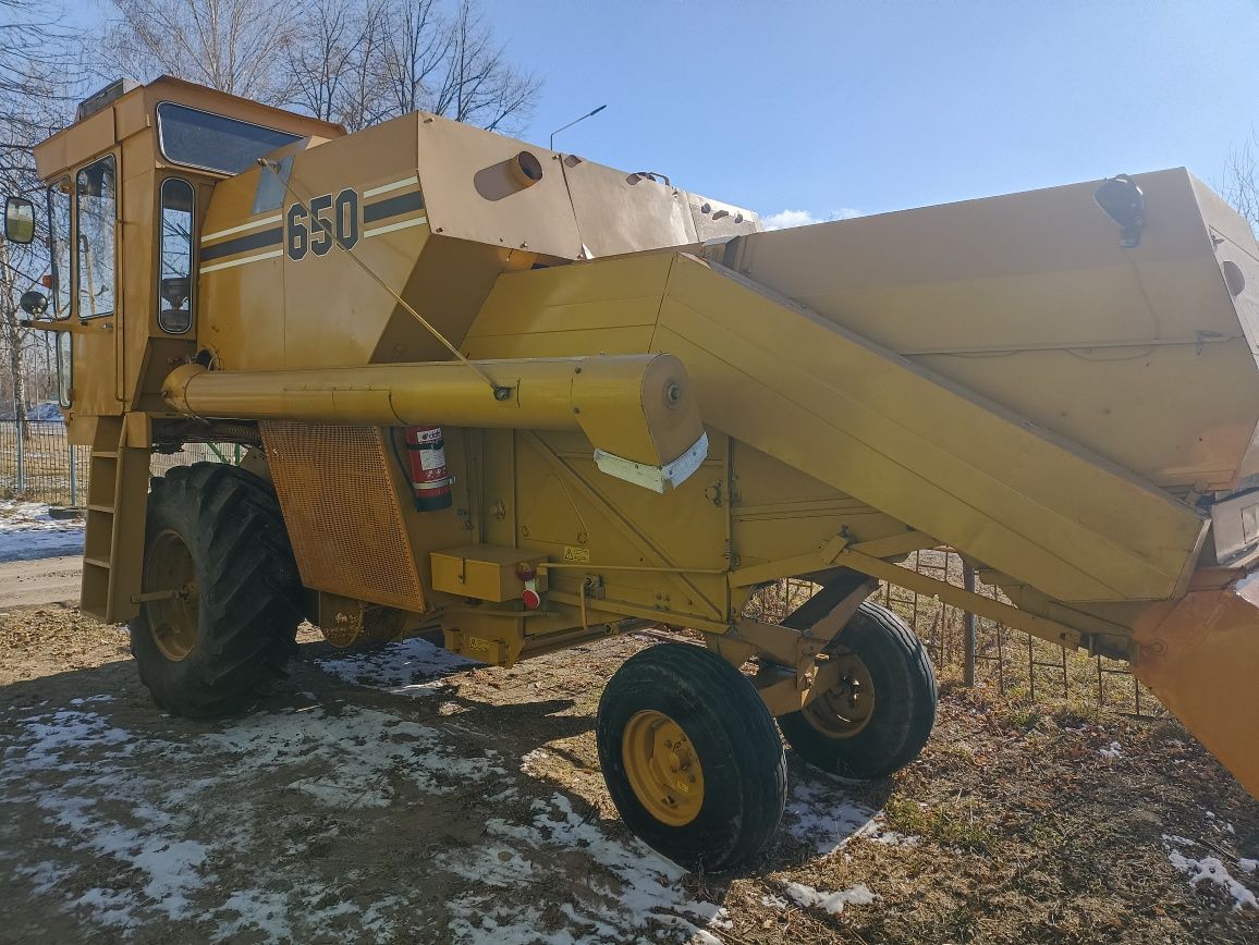 Зернозбиральний комбайн Sampo 650