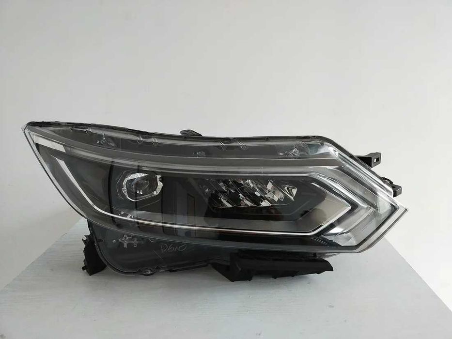 Qashqai II  farol Direito Full Led