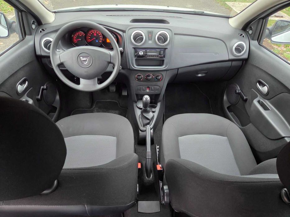 Стан нового авто!!! Dacia Logan 2015. Не битий. Не фарбований.