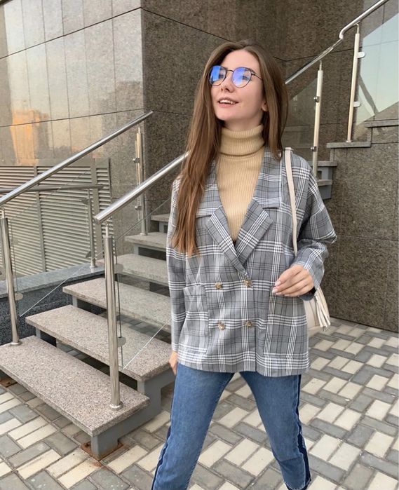 Піджак у клітинку over size