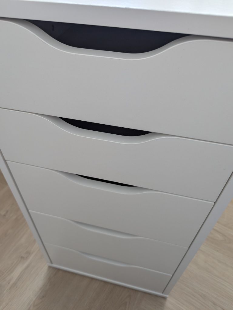 Komoda IKEA Alex