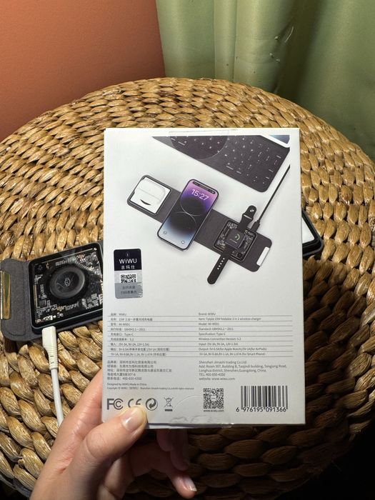 Зарядна док станція WiWU TRIPLE