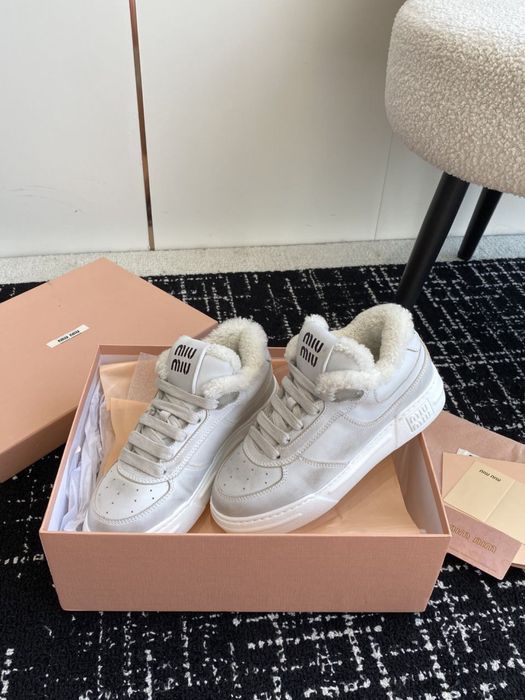Кросівки з зутром MiuMiu! Розмір 39-40! Нова колекція! Повне пакування