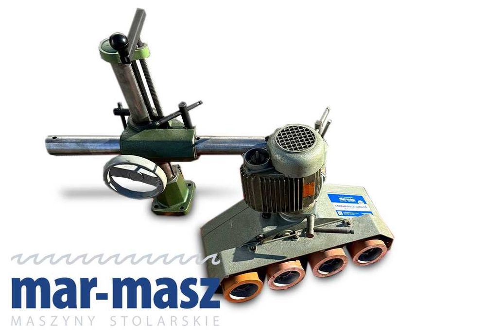 Posuw mechaniczny 4-rolkowy