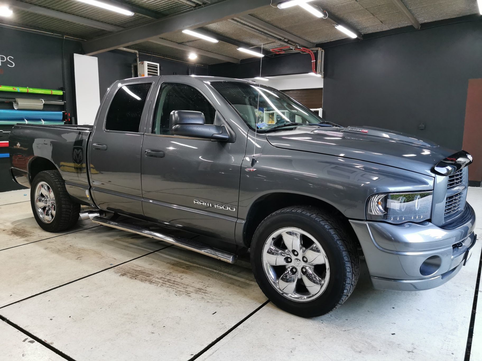 Dodge Ram 1500 V8 4.7l 2002r