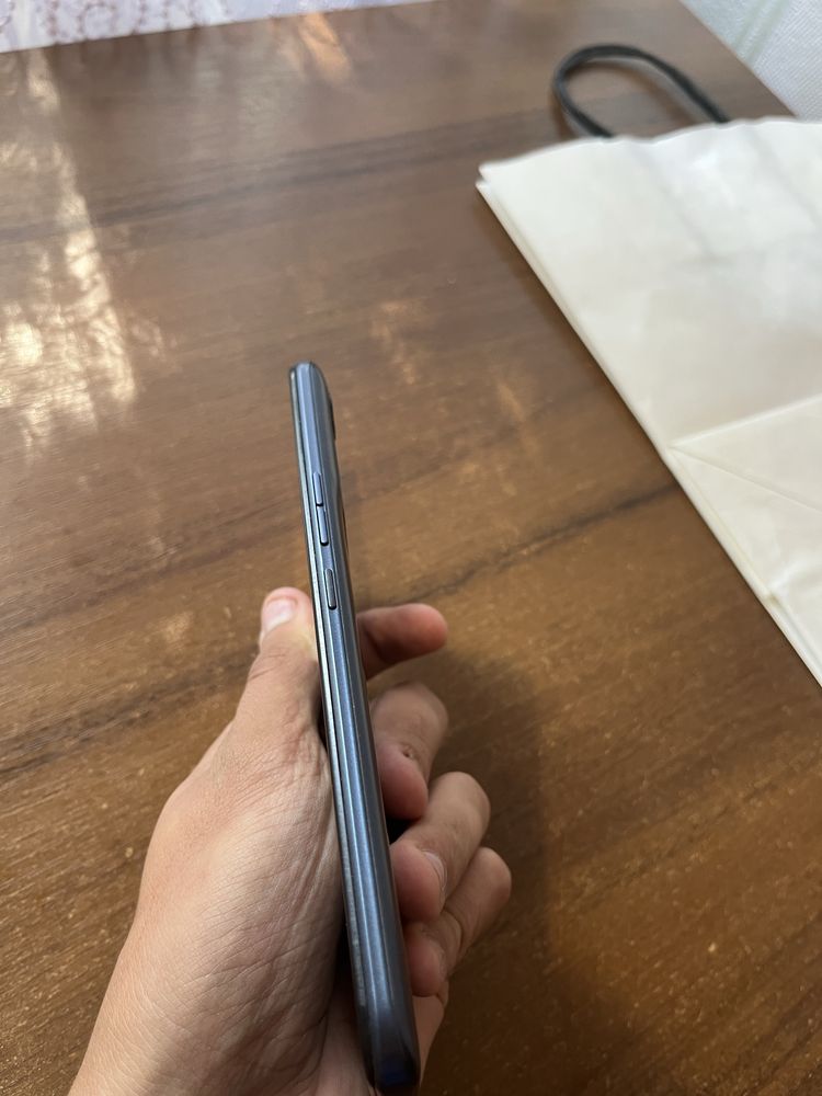 Телефон Tecno Spark 8c