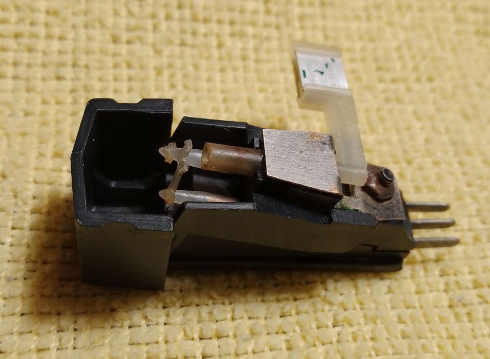 Головка звукоснимателя ГЗП-301 без иглы фирмы Радиотехника 1989 год