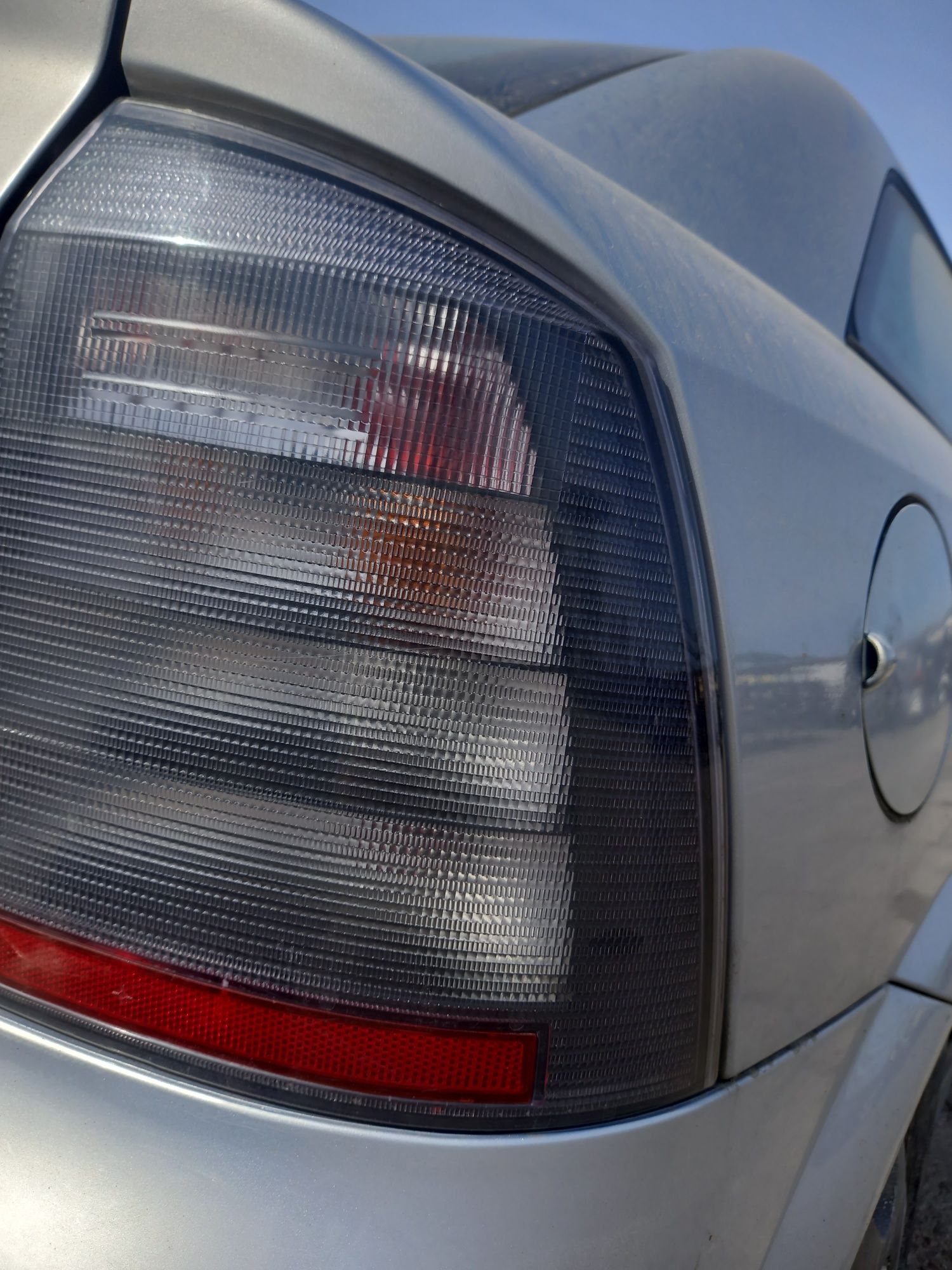 Lampa prawa tył Opel Astra G II hb 5d IRMSCHER