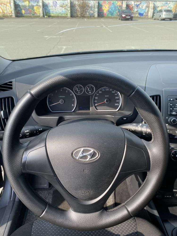 Hyundai i30 универсал