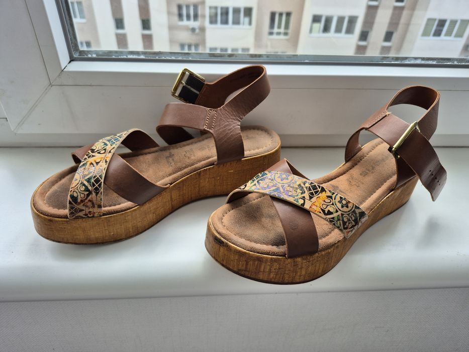 Продам босоніжки Tamaris, р.37
