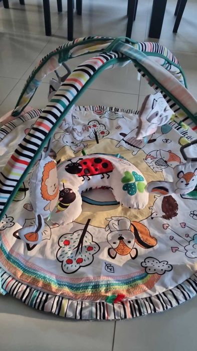 mata niemowlęca edukacyjna gruba grajaca Lionelo