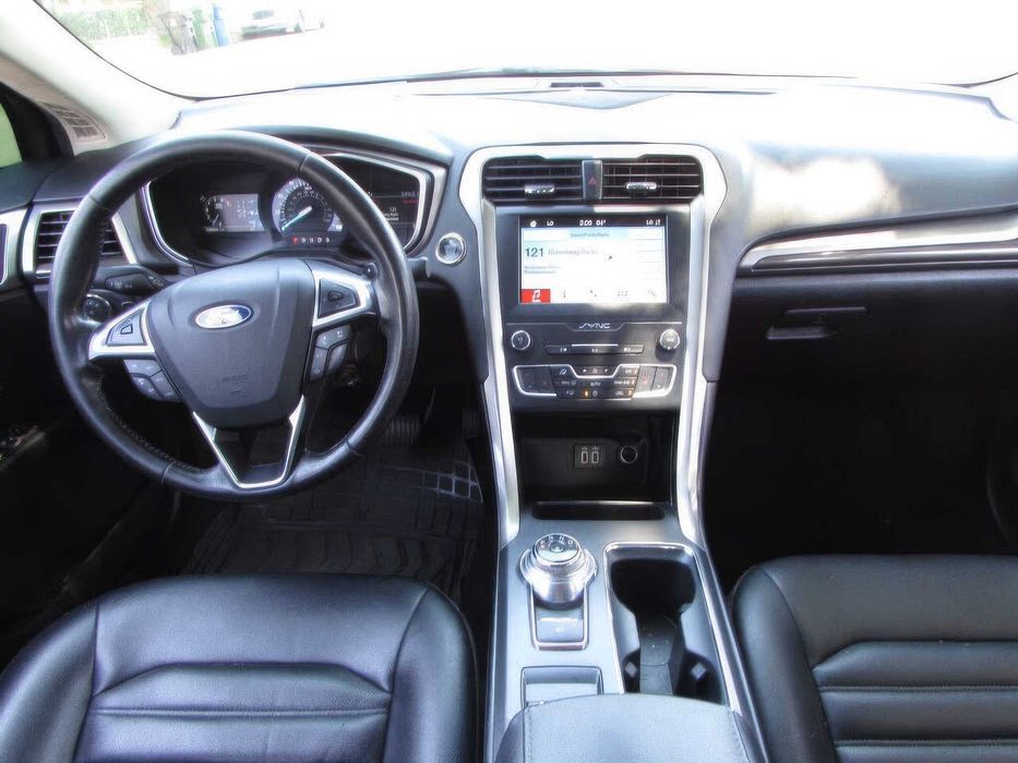 Ford Fusion SEL      2019